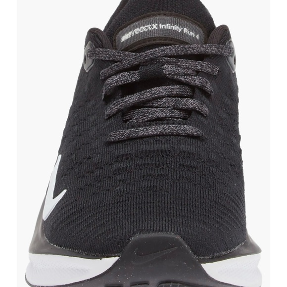 Nike Black Running Shoes - Picture 4 of 9